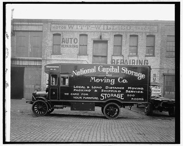 B/W px of a early 20th century moving van